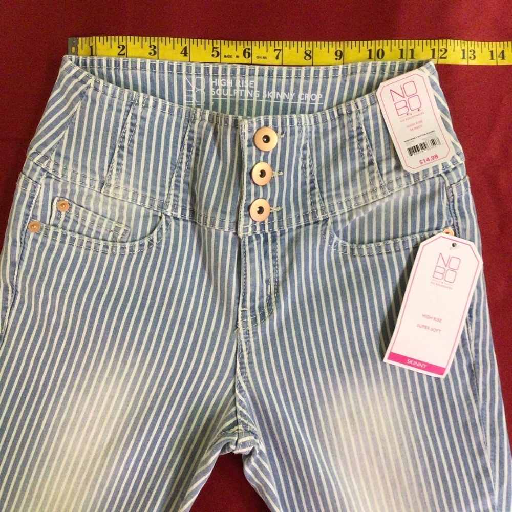 Pin Striped Stretchy Jeggings